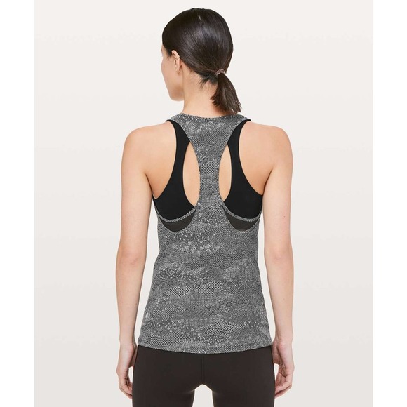 lululemon Cross Conditioning Tank Meisai Sz 6 - Picture 2 of 5